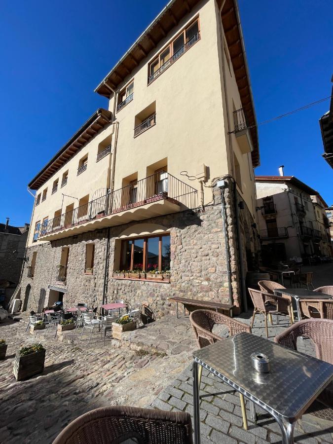 Hotel Arturo Pobleta de Bellvehí Exteriör bild